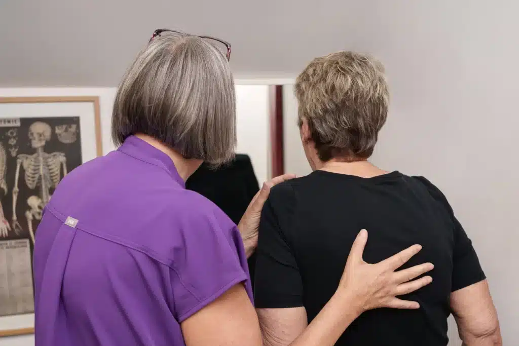neck back pain - Posture Right Chiropractor Gloucester